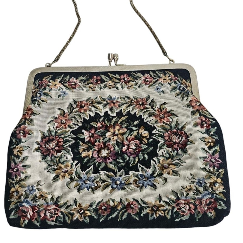Vintage evening Brocade tapestry purse clutch fabric metal frame kiss Lock